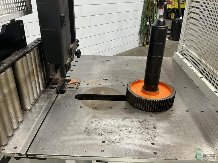 Centauro R 1000 HOU.2745 128 386