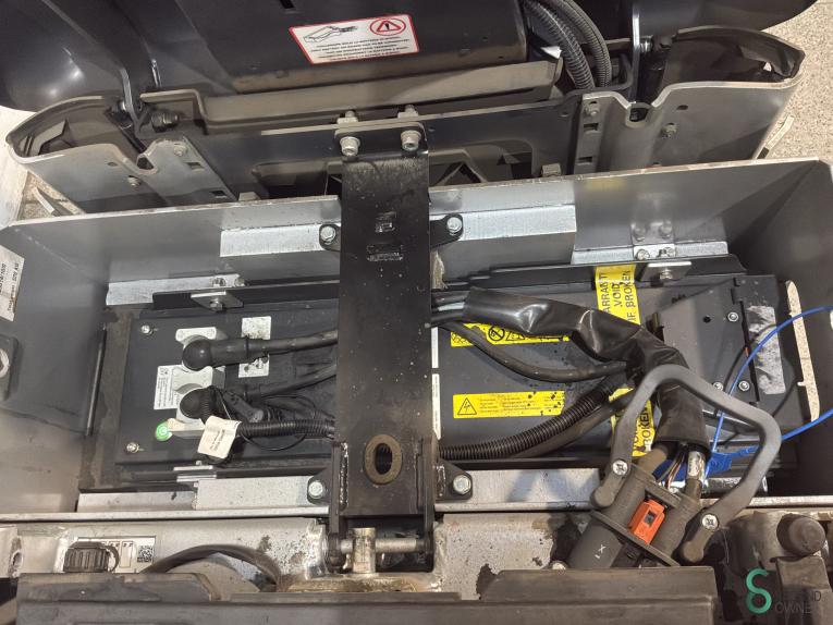 Still LTX50 WKH12.032 36 20090