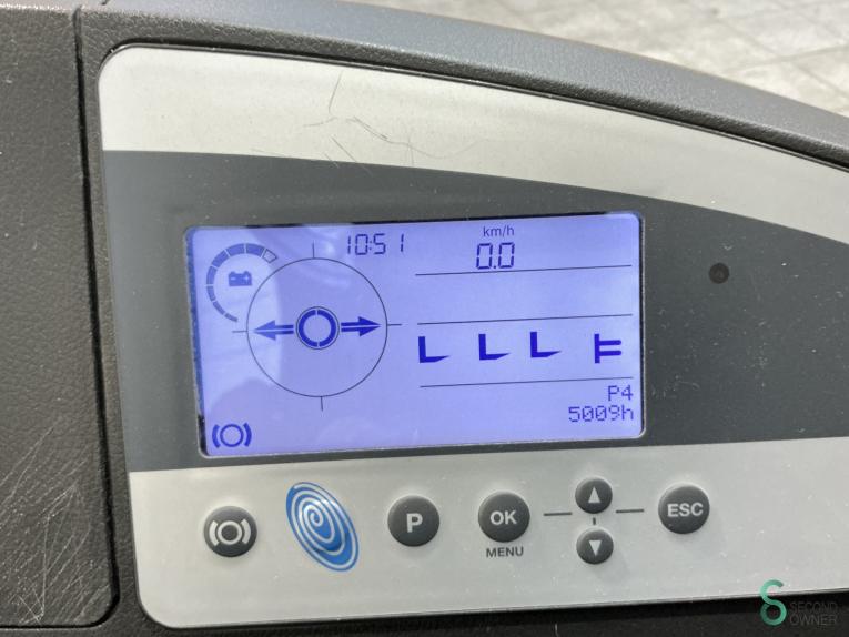 Still FM-X17 WKH9.481 44 16801