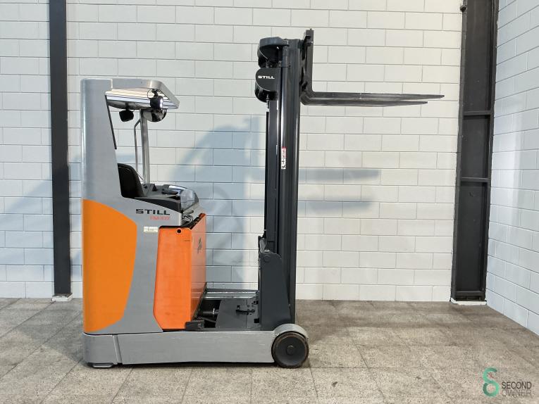 Still FM-X17 WKH9.481 42 16801