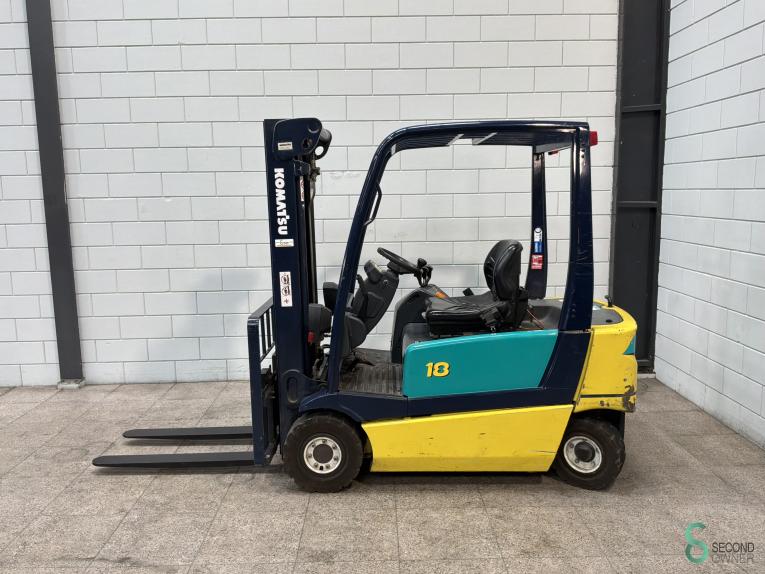 Komatsu FB 18 G 2 E WKH10.988 33 18760