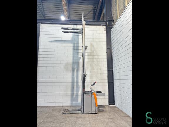 Still EXV-SF14 WKH9.999 8 17440