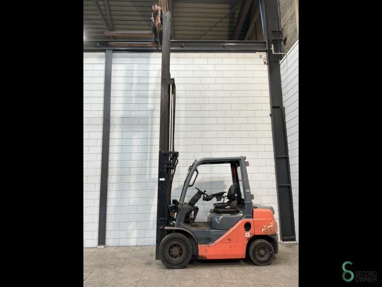 Toyota 02-8 FDF 25 WKH10.920 48 18677