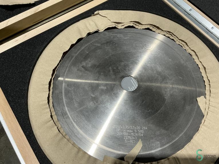 Salvador TRI 1300 HOU9.321 122 16618