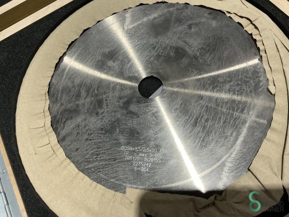 Salvador TRI 1300 HOU9.321 19 16618