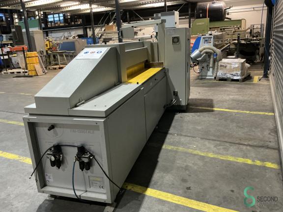 Salvador TRI 1300 HOU9.321 51 16618