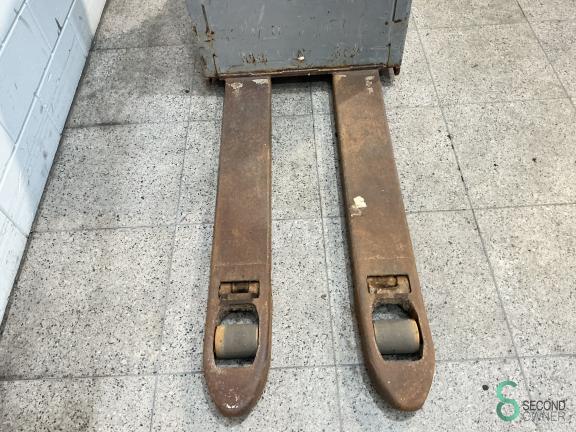 Still EXH-SF20 WKH10.604 5 18183