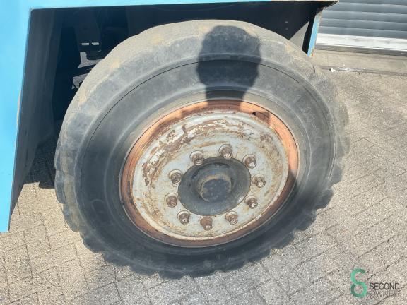 SVE Truck 15 120 - 35 WKH10.135 15 17609