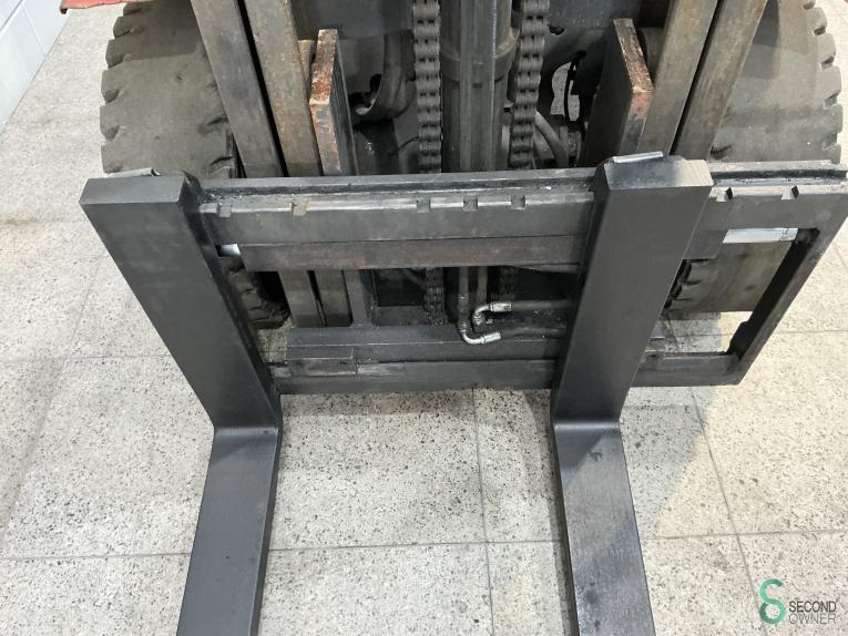 Nissan UG 1 D 2 A 32 LQ WKH9.277 44 16569